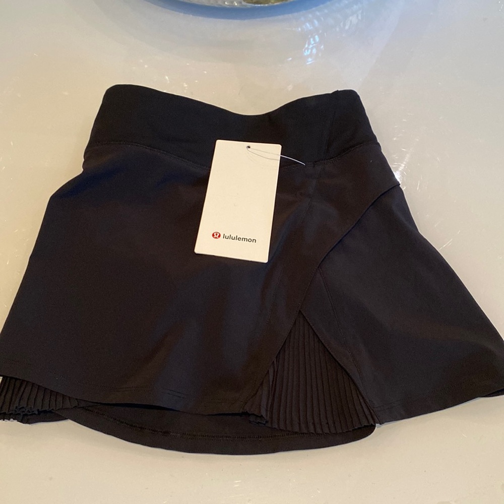 NEW Lululemon skirt